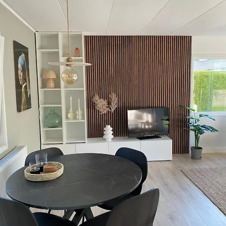 Op De Veluwe Met Landelijk Uitzicht En Privacy *