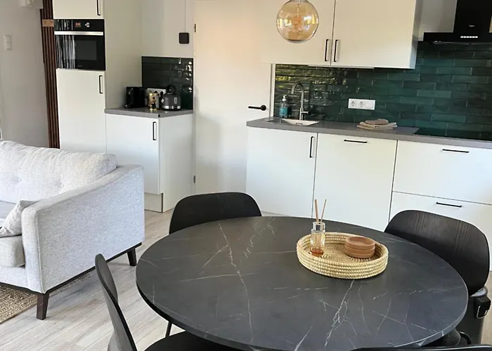 Op De Veluwe Met Landelijk Uitzicht En Privacy *